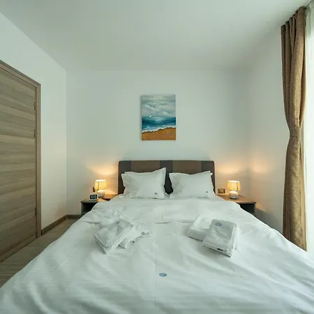 Apartman Mirage Pool & Mamaia Nord Năvodari